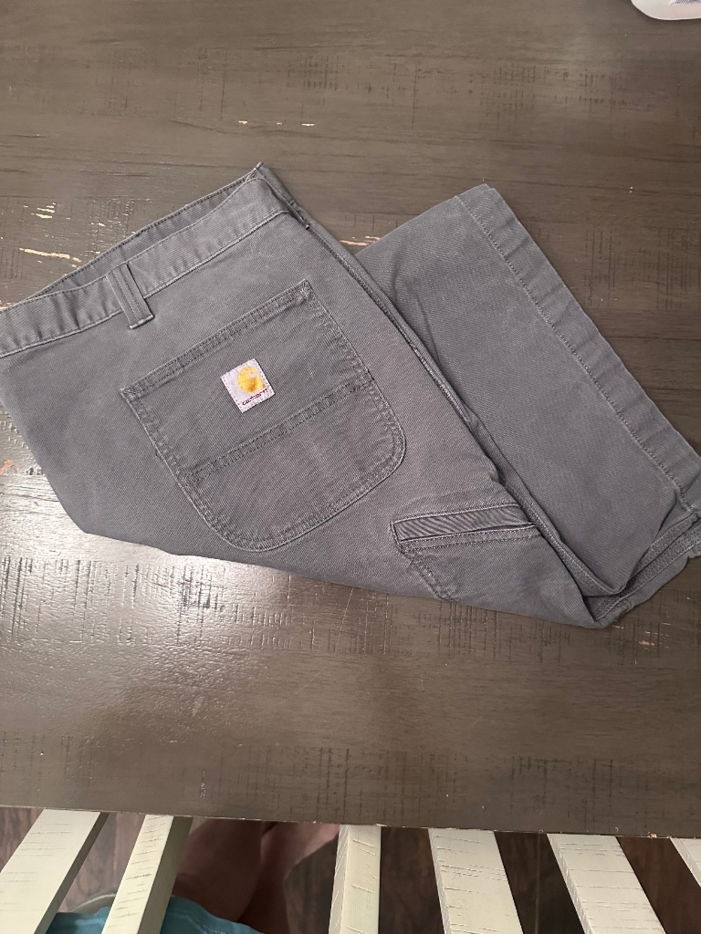LIKE NEW Carhartt men’s shorts size 44